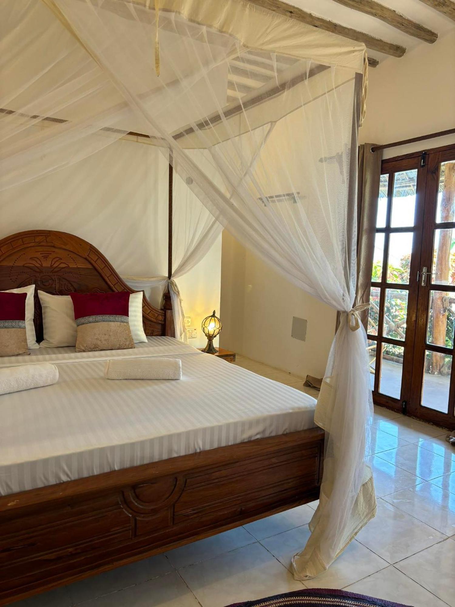 Africa Dream Bungalow Kiwengwa 호텔 키웬그와 외부 사진