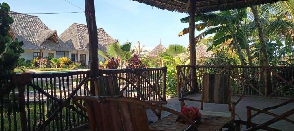 Africa Dream Bungalow Kiwengwa 호텔 키웬그와 외부 사진