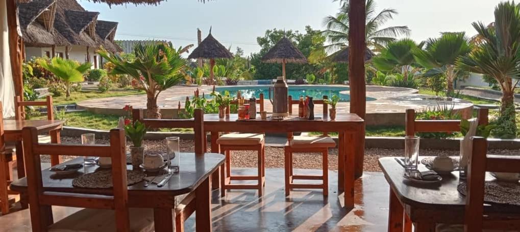 Africa Dream Bungalow Kiwengwa 호텔 키웬그와 외부 사진